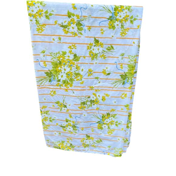 Vintage Utica Flat Sheet Twin Yellow Green Floral MCM Daisies 70s 72x96 - Picture 1 of 5